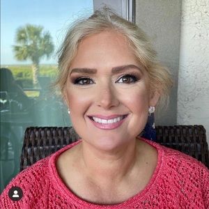 Meet your Posher, Christy